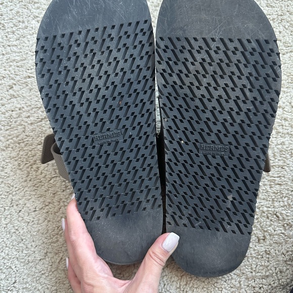 Hermes Chypre Sandals - size 41.5 - etoupe - Picture 6 of 9